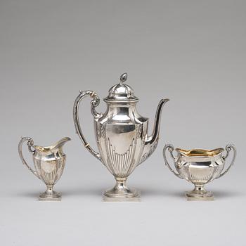 CG HALLBERG, a three part coffee silver service, Stockholm, 1904. 1152 gram.