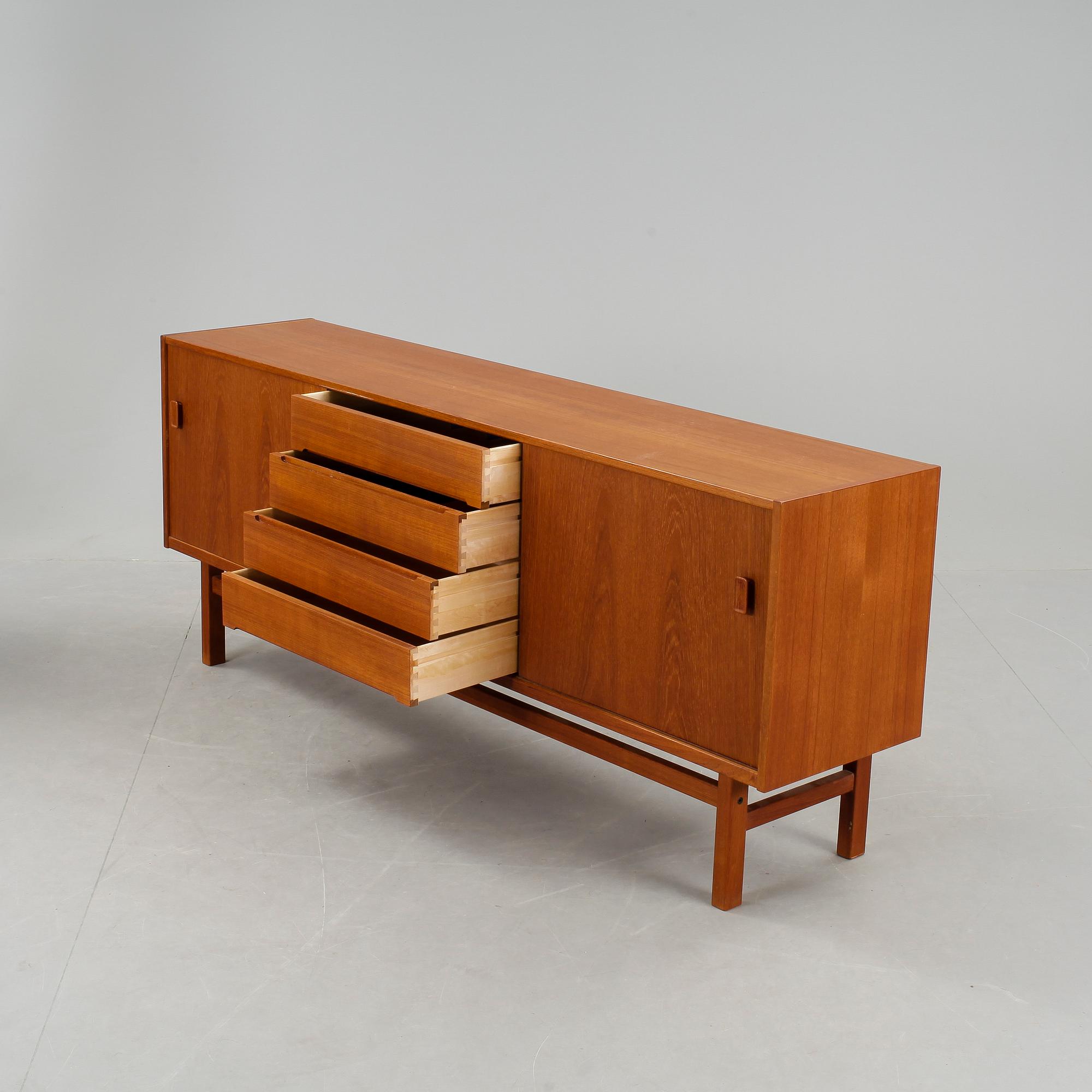 SIDEBOARD, "Trio", Nils Johnsson, Troeds, 1950/60-tal.