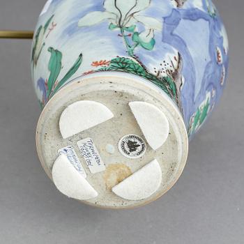 BORDSLAMPA/VAS, porslin, Kina, möjligen transition.