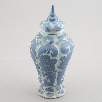 Josef Ekberg, a 'Sgrafitto' creamware urn with cover, Gustavsberg 1918.