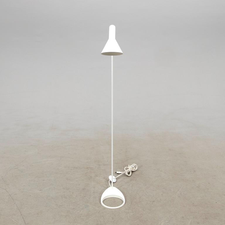 Arne Jacobsen, floor lamp AJ for Louis Poulsen, Denmark, 21st century.
