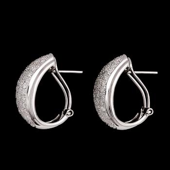 EARCLIPS, brilliant cut diamonds, tot. app. 2 cts.