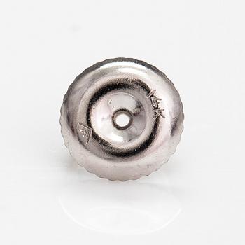 A pair of 14K white gold earrings with brilliant cut diamonds ca. 1.70 ct in total.