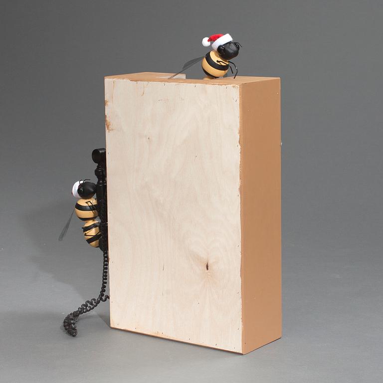 TELEFON MED BIN, "Joel", NK 2013, JoAnn Tan Studio.