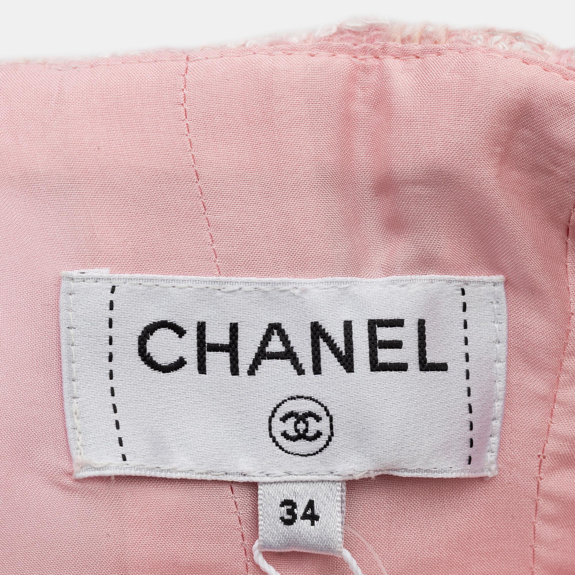 Chanel, a 'Fantasy Tweed' skirt, size 34.