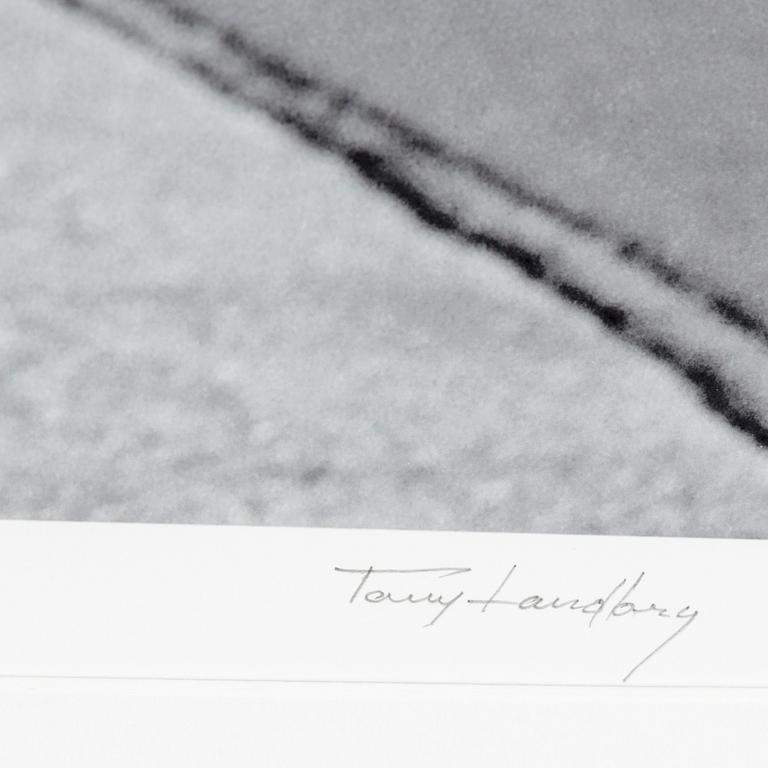 TONY LANDBERG, fotografi, signerad och numrerad 60/70, Italien 1972.