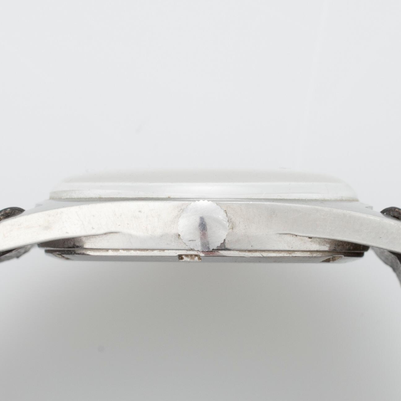 MIESTEN RANNEKELLO, Omega, Geneve, terästä, 1960-70-luku.