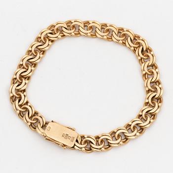 A bismark-link bracelet.