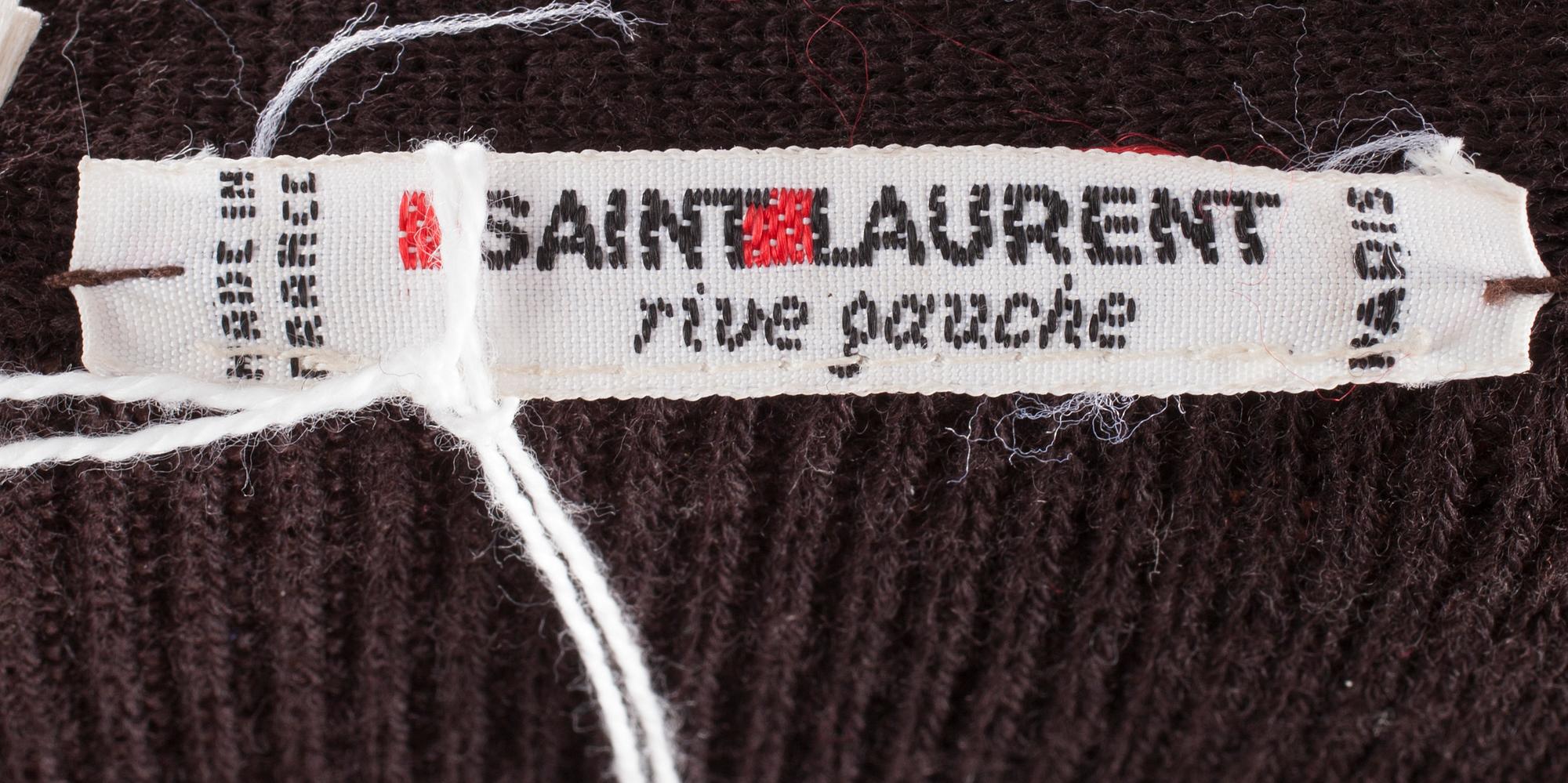 CAPE, Yves Saint Laurent.