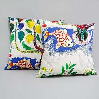 KUDDAR, 2 st, Josef Frank, Firma Svenskt Tenn, omkring år 2000.