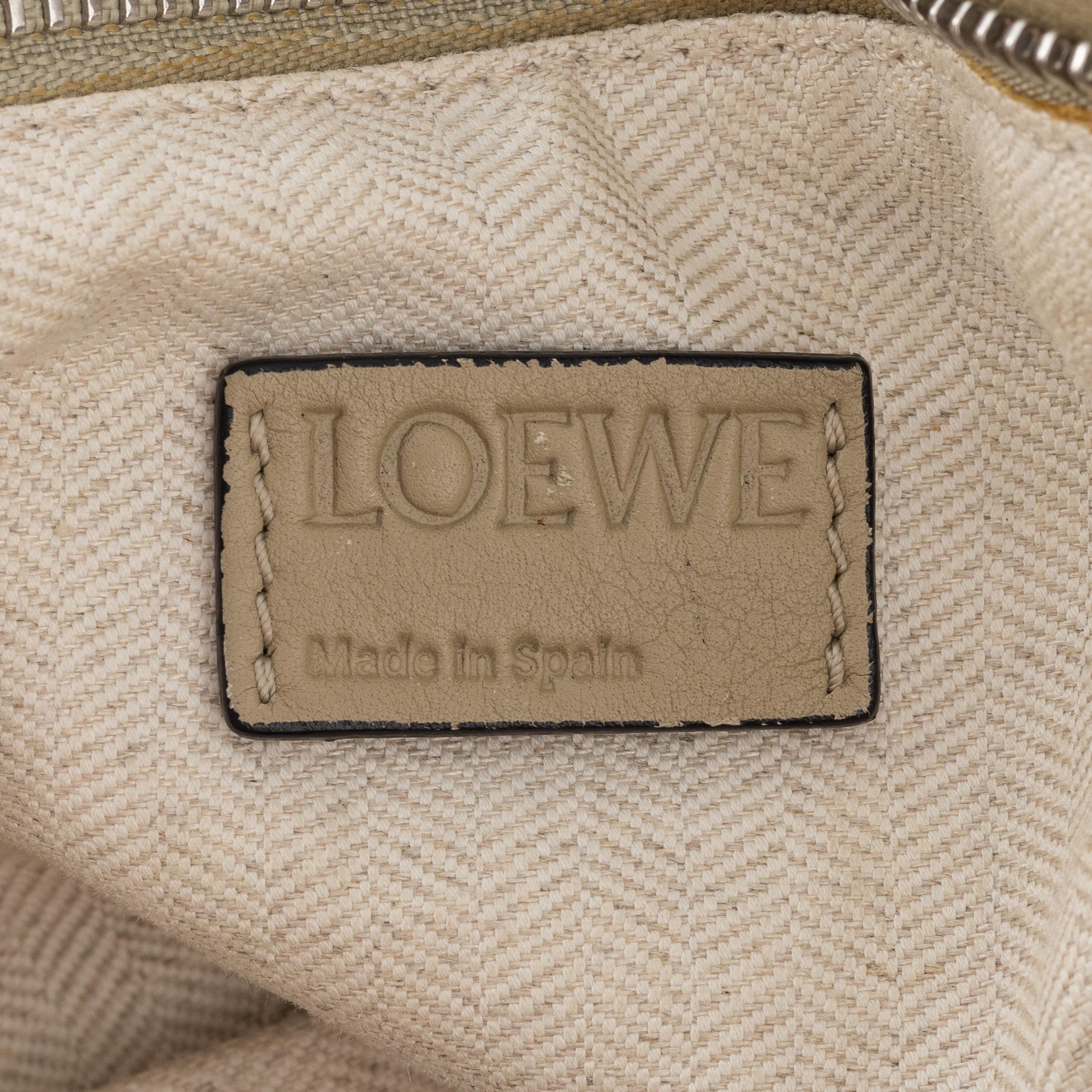 Loewe a Puzzle handbag. Bukowskis