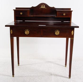 SKRIVBORD med SCHATULL, sengustaviansk stil, 1800-tal.