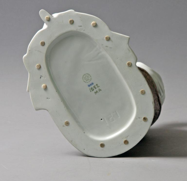 FIGURIN, porslin. Bing & Gröndahl.