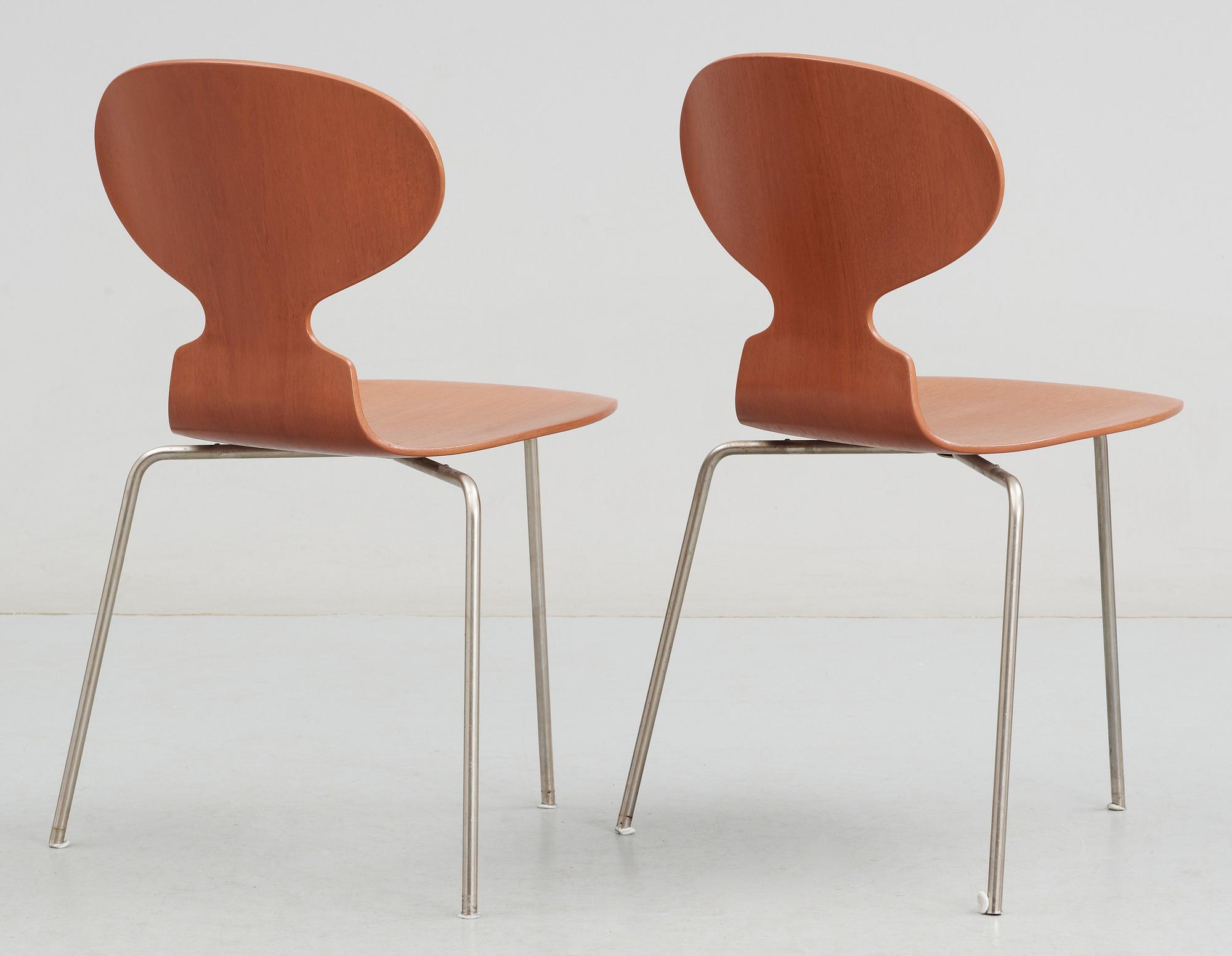 STOLAR, 2 st, "Myran", Fritz Hansen, Danmark, 1900-talets mitt.