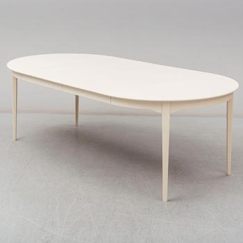 A 'Talavid' dining table by Carl Malmsten, Waggeryds Möbelfabrik.