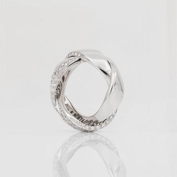 RING med briljantslipade diamanter totalt ca 1.26 ct enligt gravyr. Kvalitet ca F-G/VS.