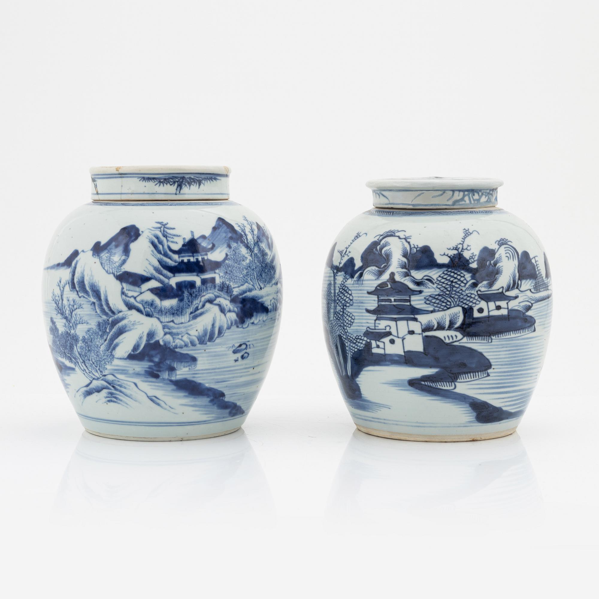 Two blue and white ginger jars, Qing Dynasty, China, 19th century.