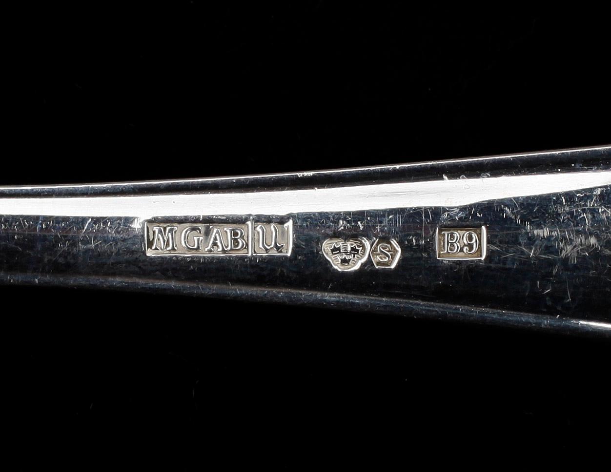 MATBESTICK, 54+12 delar, silver, snarlik "Svensk spets", MGAB, Uppsala, 1950-tal. Tot vikt (inkl knivar) ca2268g.