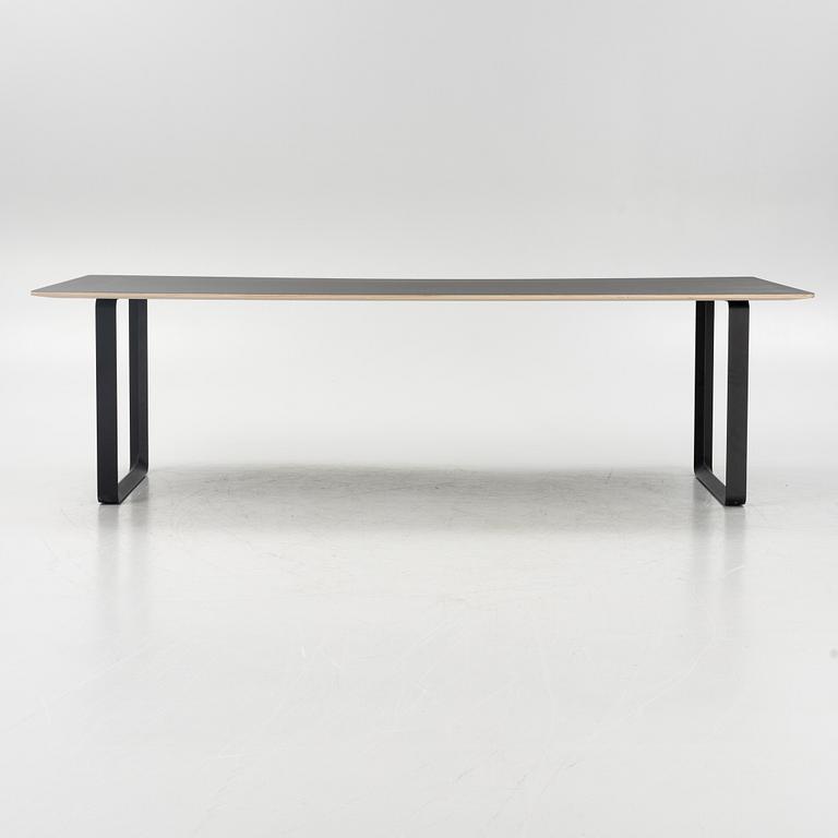 TAF Studios, bord "70/70", Muuto, samtida.