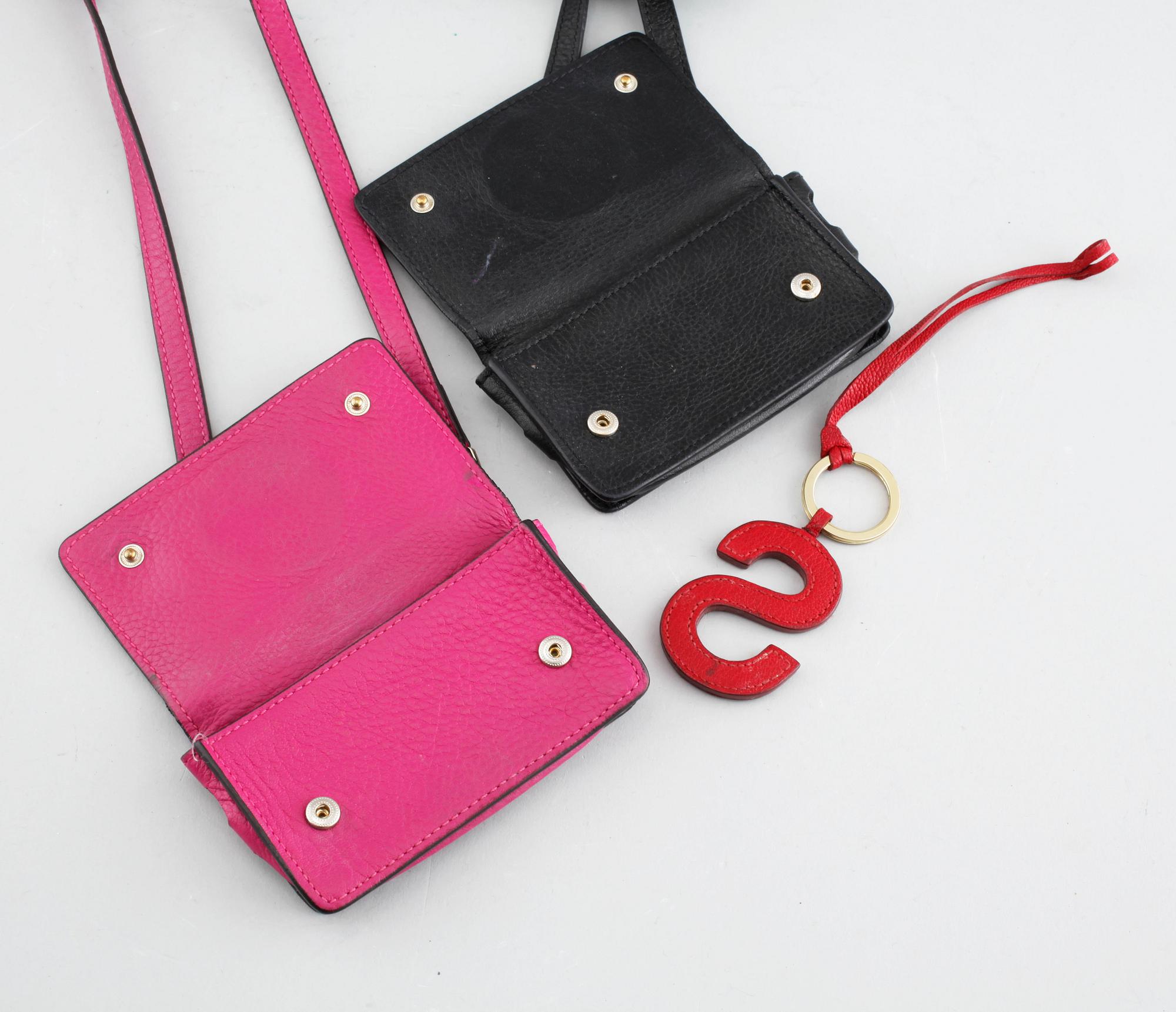 Two mobile cases named "Daria Mini Messenger" and a keyring from Mulberry.