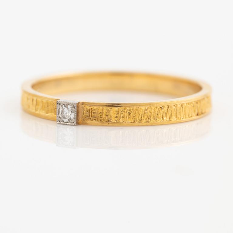 Lapponia ring 18K guld med en åttkantslipad diamant, Finland 1978.