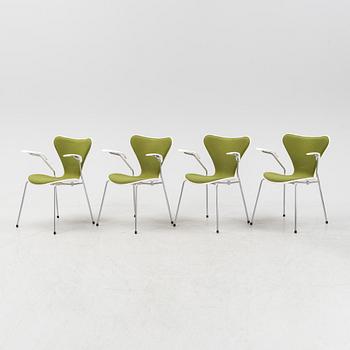 Arne Jacobsen, karmstolar, 4 st, "Sjuan", Fritz Hansen, Danmark, daterade 2001.