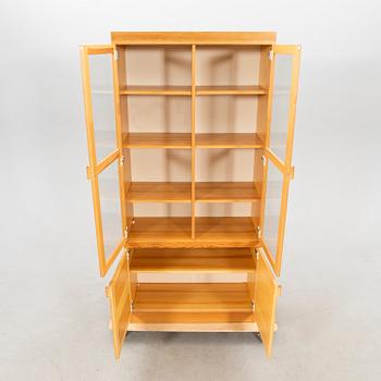 Vitrinskåp IKEA 1900-talets andra hälft.