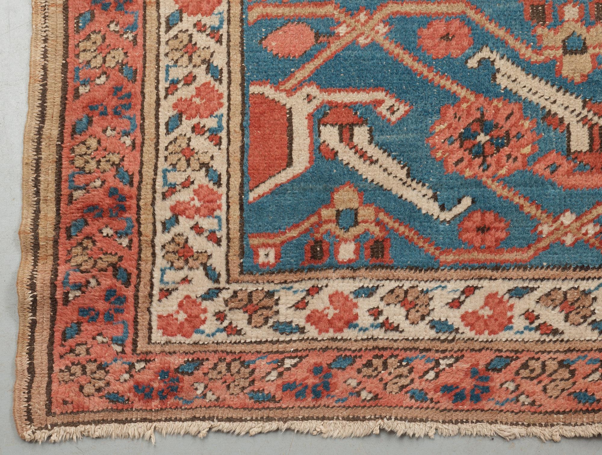 ANTIQUE HERIZ. 558 x 355 cm.