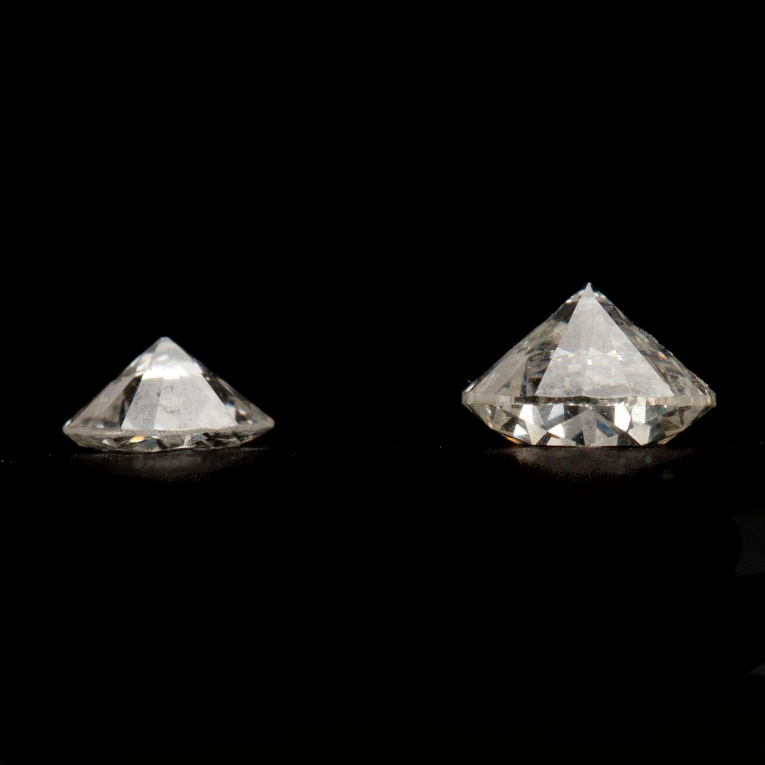 PARTI DIAMANTER, 2 st. Briljantslipade diamanter. Sammanlagt ca 0,55 ct.