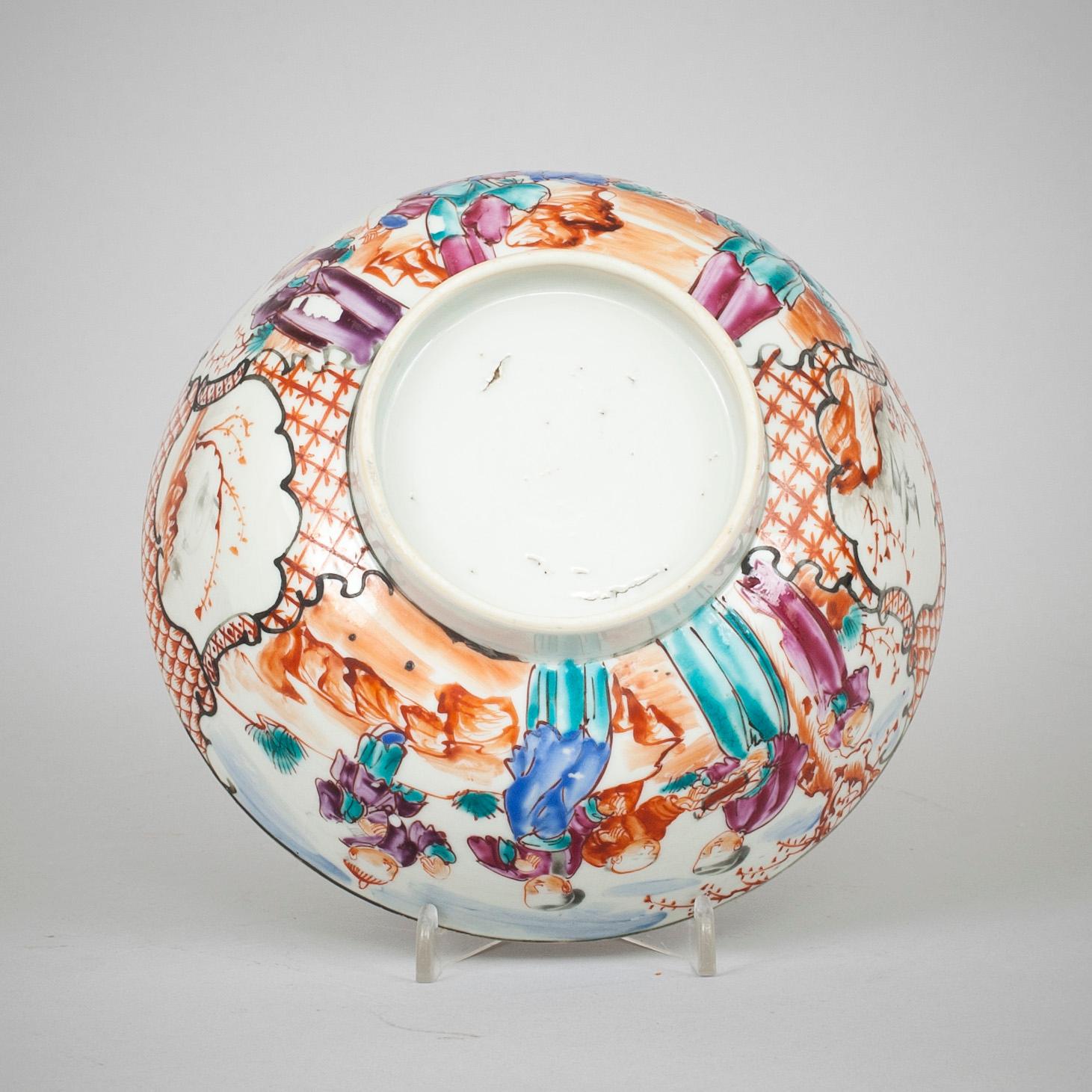 SKÅL, porslin. Kina Qianlong, mandarin 1700-tal.