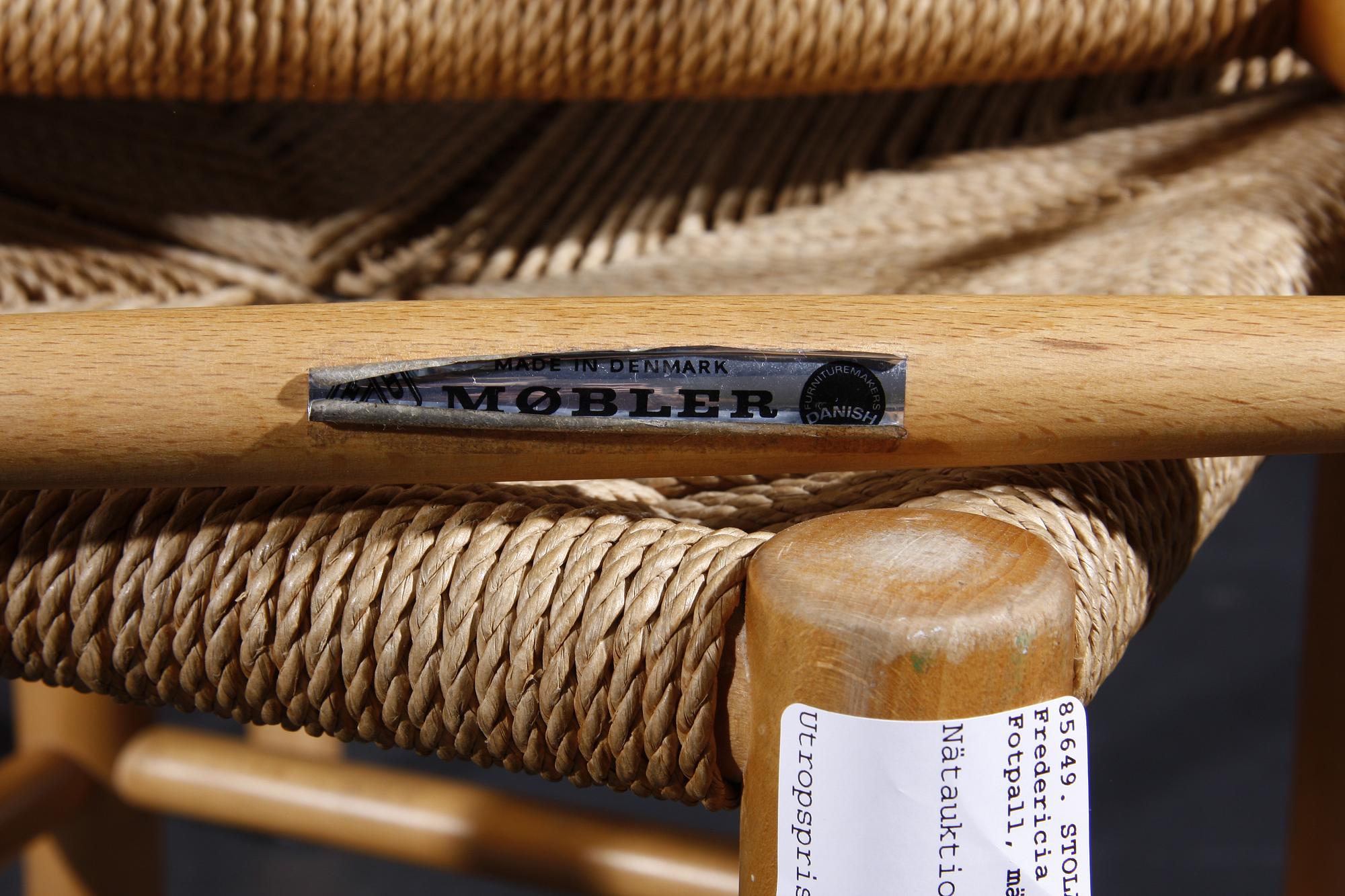 STOLAR, 4 st, Börge Mogensen för Fredericia Stolefabrik, Danmark. Fotpall, märkt Fritz Hansen medföljer.