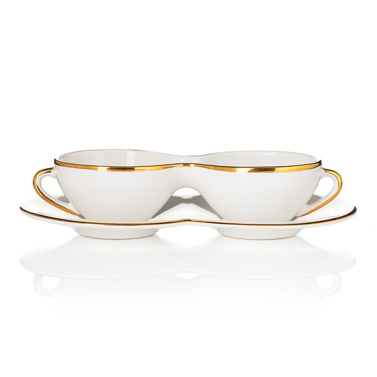 Mona Hatoum, "T42 (gold)".