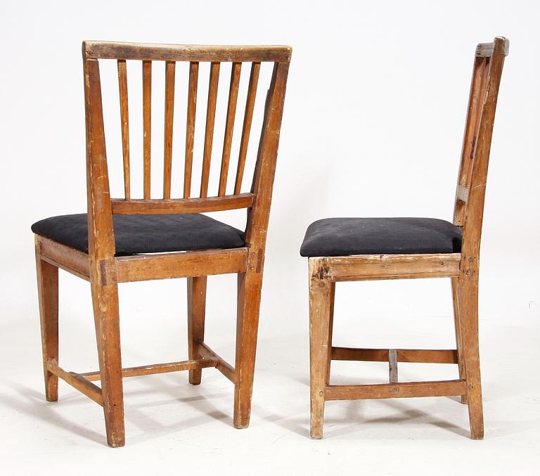 STOLAR, ett par, 1800-tal. Sk Leksandsstolar.