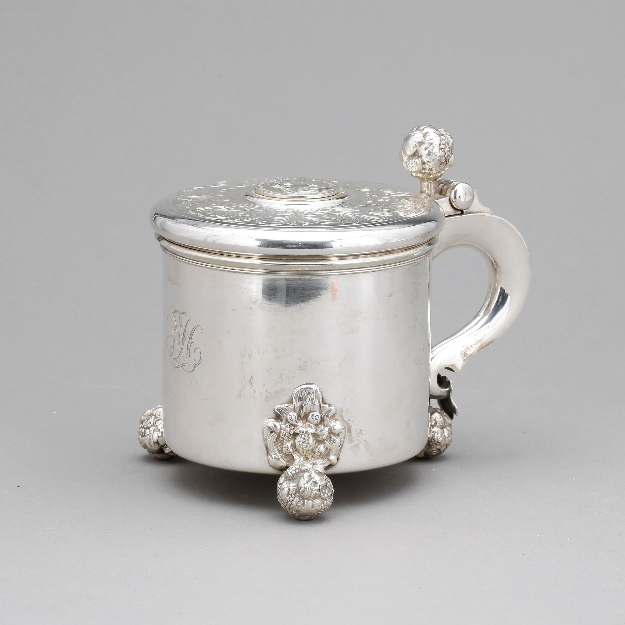 DRYCKESKANNA, silver, barockstil, K Andersson, Stockholm 1949. Vikt 1048 g.