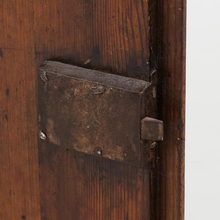 A cabinet, second half of the 18th century.