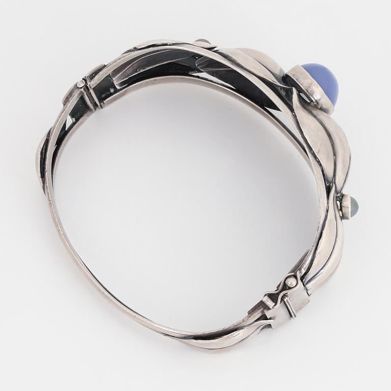 ARMRING, silver kalcedon, Stämplad Seb Stockholm.