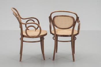 KARMSTOLAR, ett par, Thonet-typ, 1900-talets första hälft.