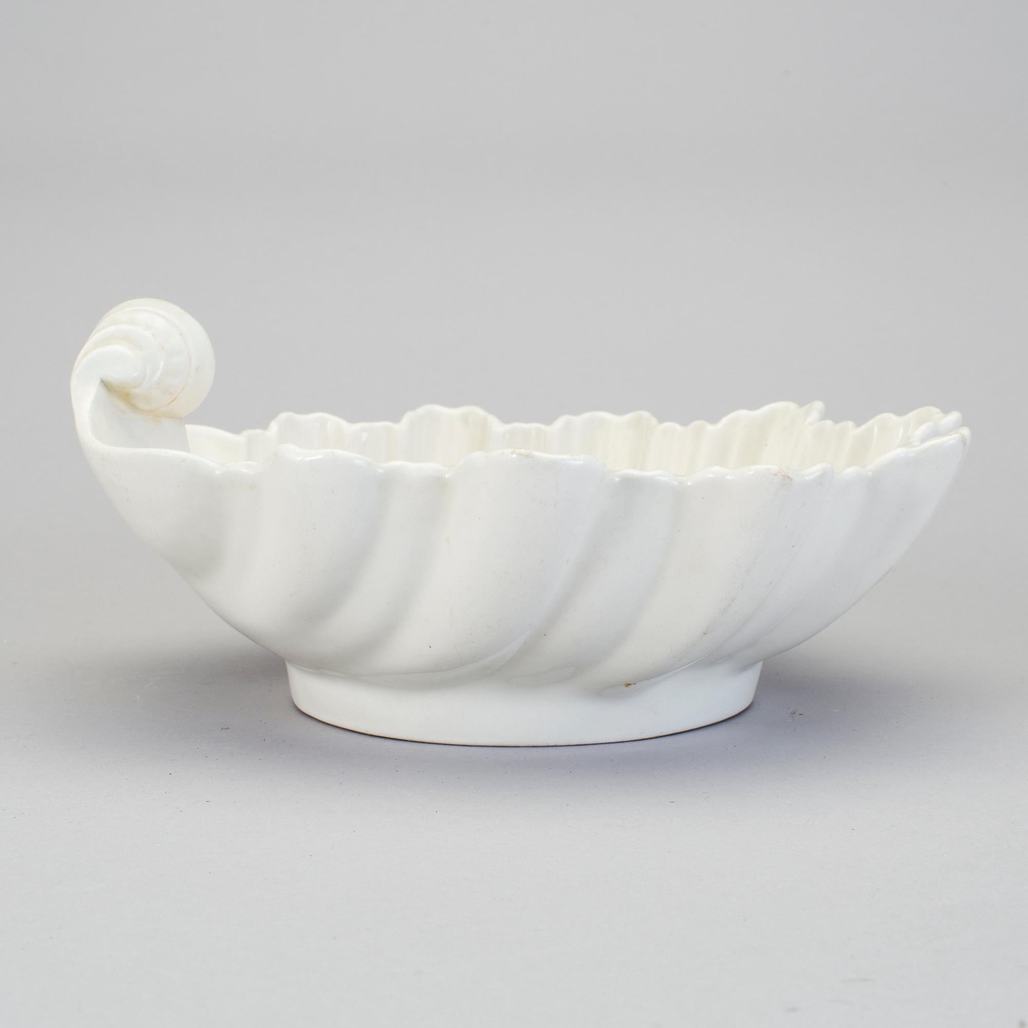 KRÄFTSKÅL, flintgods, Gustavsberg, 1917. Stämplad undertill.