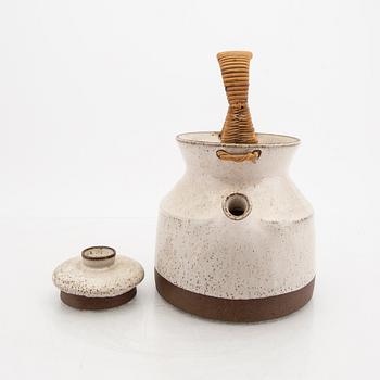 Signe Persson-Melin, tekanna glaserad keramik, signerad.