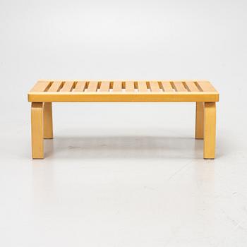 Alvar Aalto, a birch bench, Artek, Finland, second half of the 20th century.
