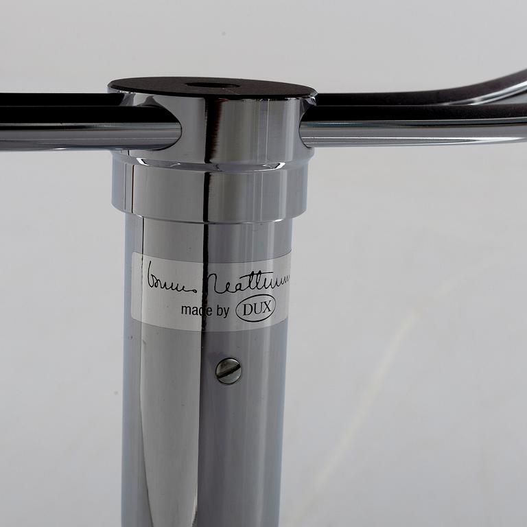 BRUNO MATHSSON, fåtölj med fotpall, "Jetson", DUX, 1900-talets andra hälft.