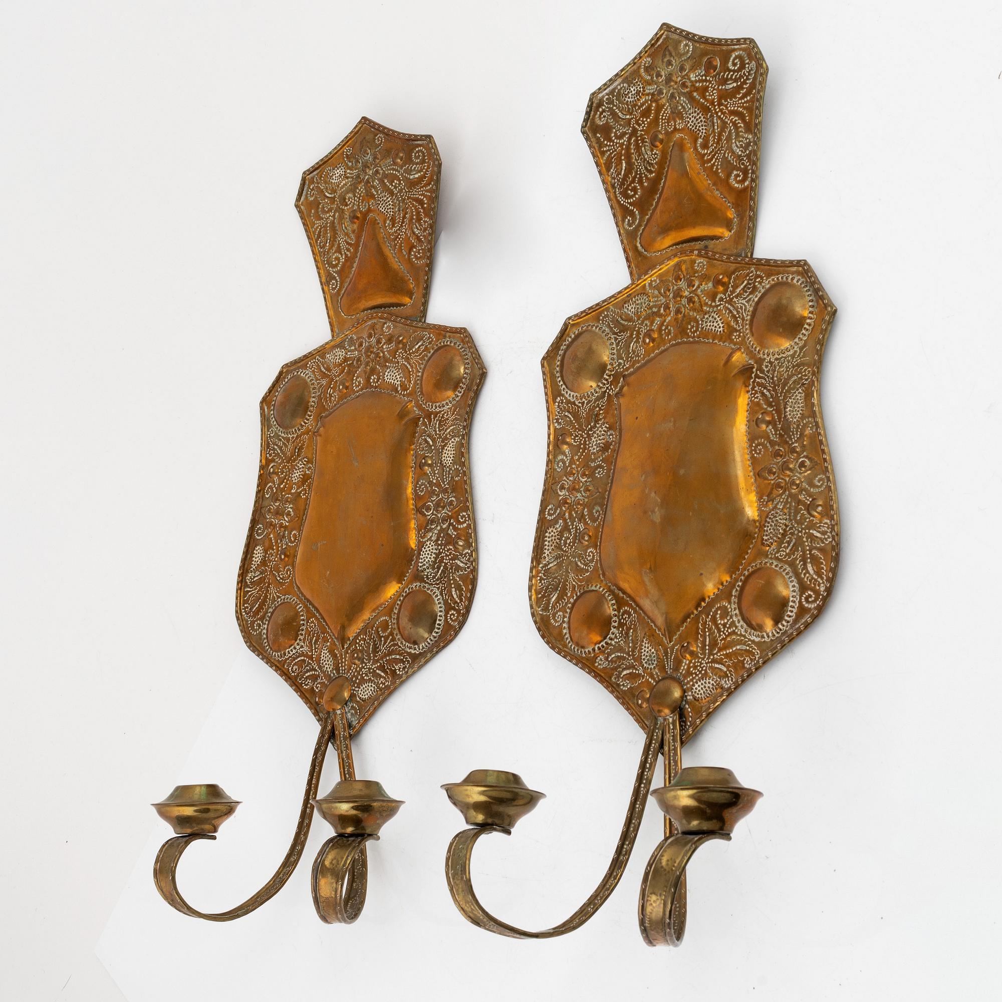 Ljusplåtar, ett par, för två ljus, Barockstil, omkring år 1900.