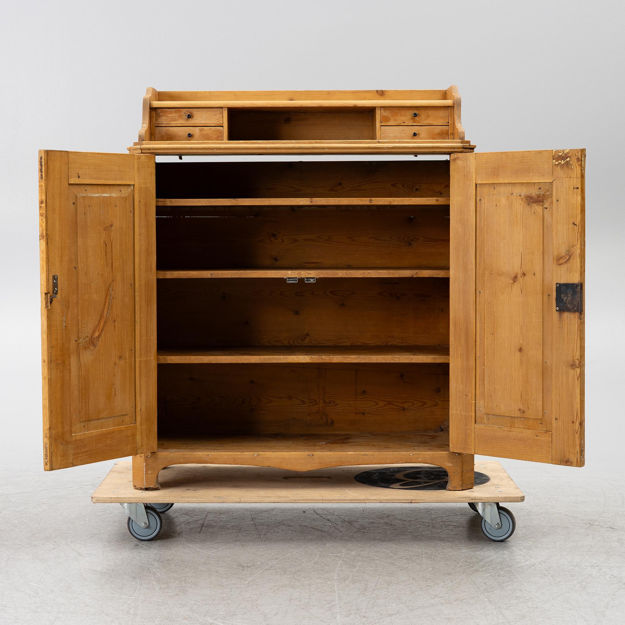Sideboard, first half of the 20th century.