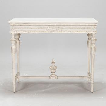 Bord, sengustaviansk stil, omkring sekelskiftet 1800/1900.