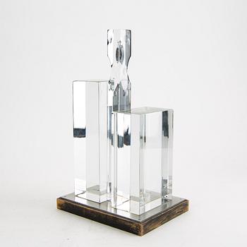 Jan Johansson, skulptur signerad och numrerad 78/150 plexi och glas Orrefors.
