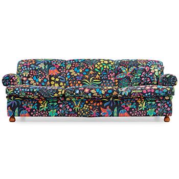 429. JOSEF FRANK, soffa, Firma Svenskt Tenn, modell 703.