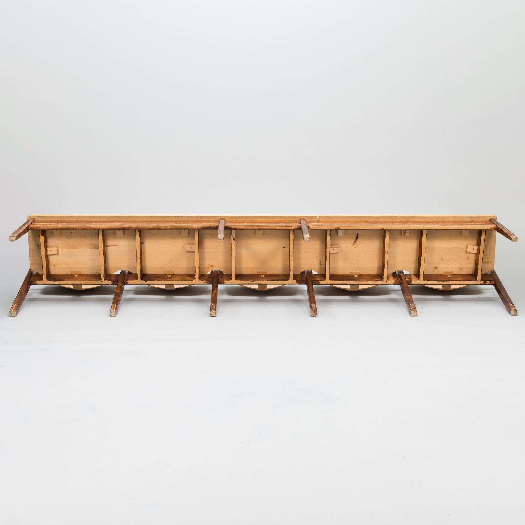 Ilmari Tapiovaara, An early 1950s five-seater 'Domus' bench row.