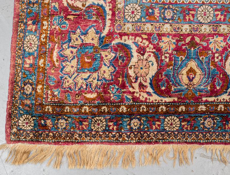 Matta, semiantik silke Keshan, ca 313 x 200-217 cm.