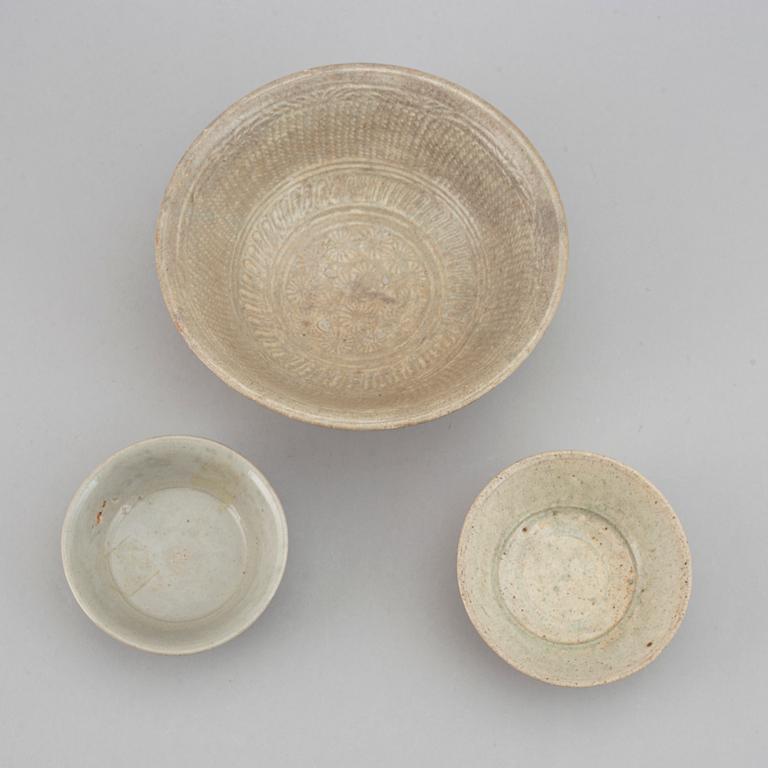 A group of three bowls, South East Asian, 17th Century or older.