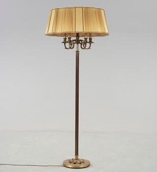 GOLVLAMPA, 1900-talets mitt.